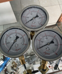 Đồng hồ đo áp xuất thủy lực phi 100mm chân đứng