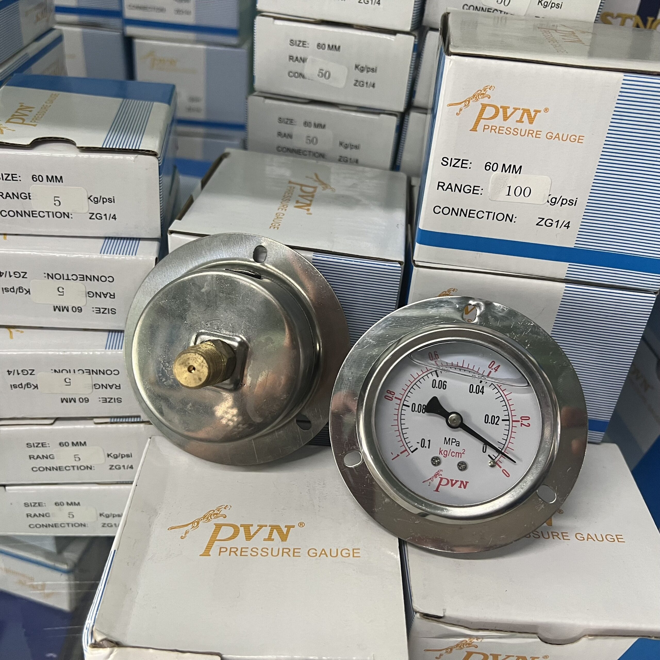 1658476717-3 Đồng hồ dầu chân sau mặt 63mm